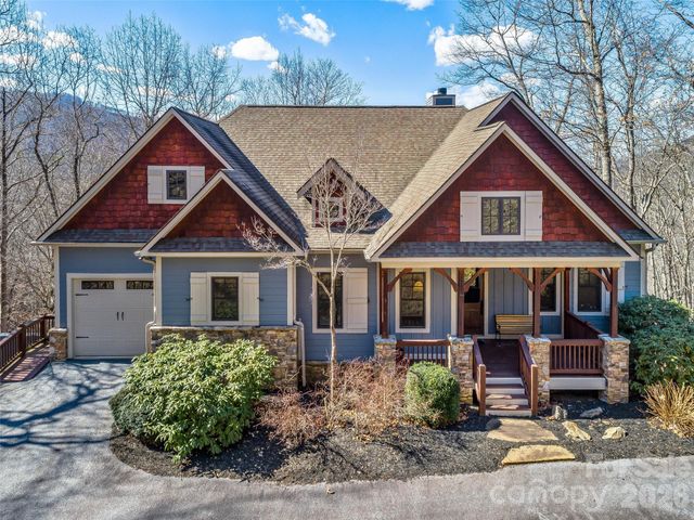 130 Cross Vine Drive, Tuckasegee, NC 28783