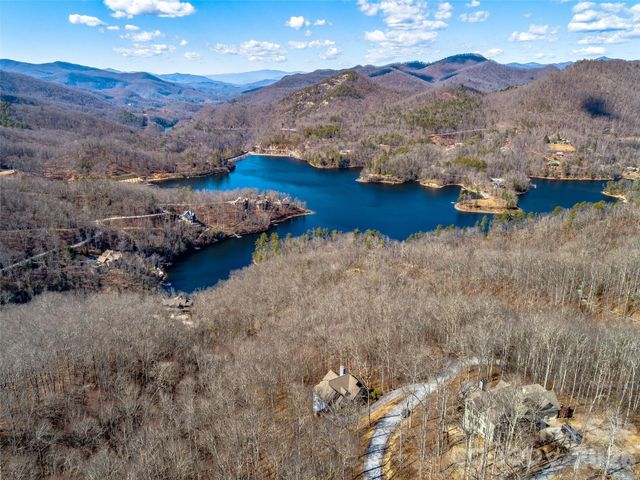 130 Cross Vine Drive, Tuckasegee, NC 28783