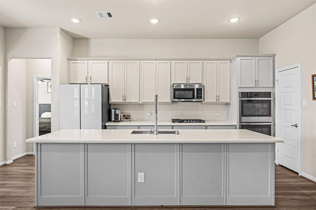 15910 Jordan Meadow Way, Hockley, TX 77447