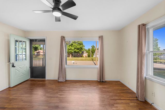 816 S College Street, Nevada, MO 64772