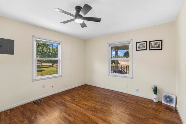 816 S College Street, Nevada, MO 64772