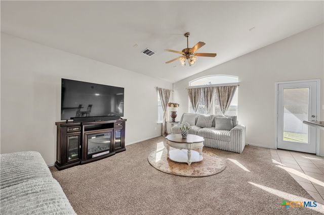 2305 Lindsey Drive, Copperas Cove, TX 76522