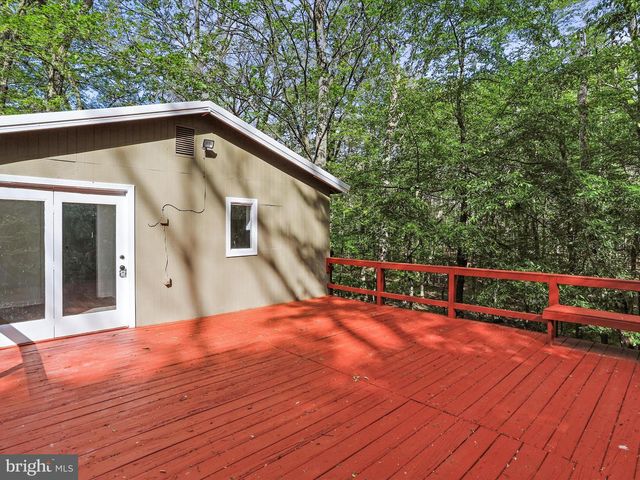 153 BEAR TRACK ROAD, Augusta, WV 26704