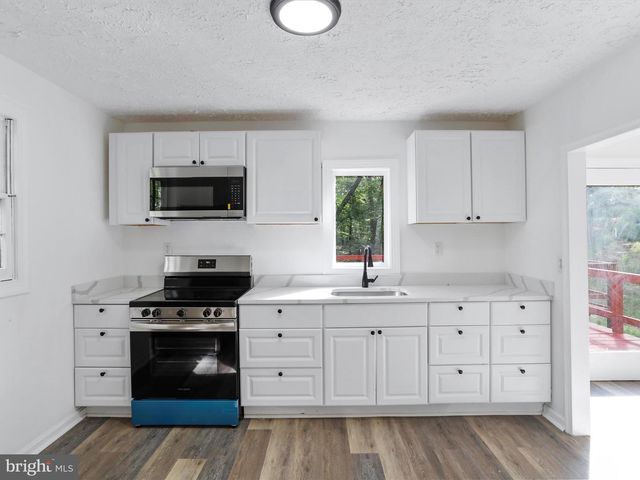 153 BEAR TRACK ROAD, Augusta, WV 26704