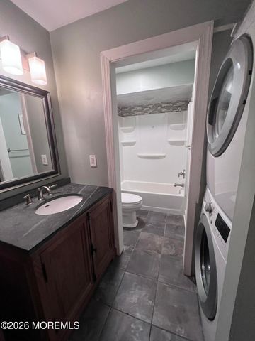 145 Central Avenue 12A, Island Heights, NJ 08732
