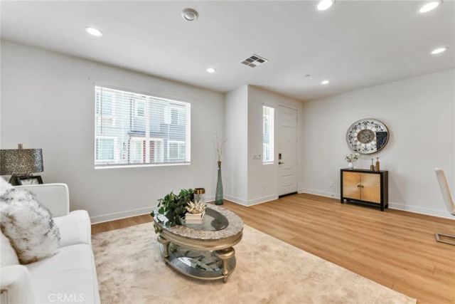4230 S Hibiscus Paseo South 91, Ontario, CA 91761