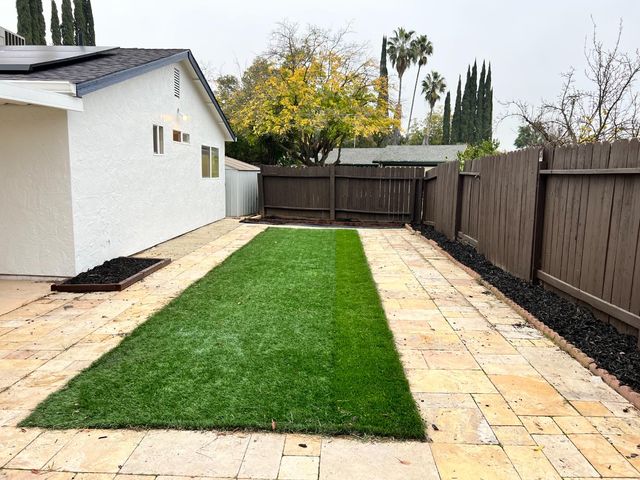 9201 Medallion Way, Sacramento, CA 95826