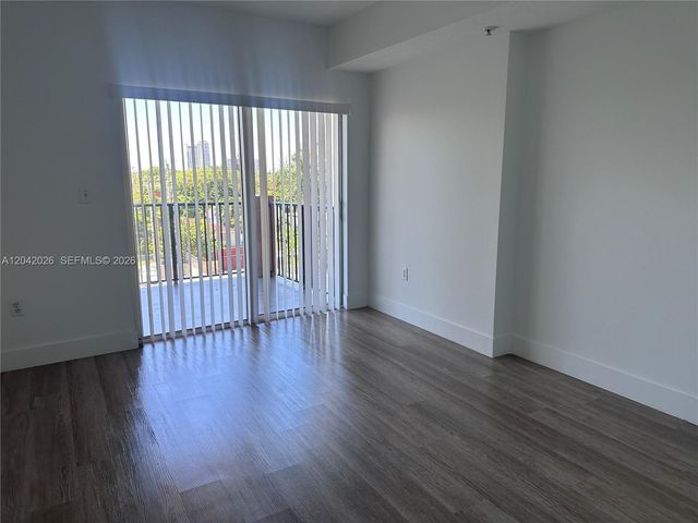 3410 Coral Way 406, Miami, FL 33145