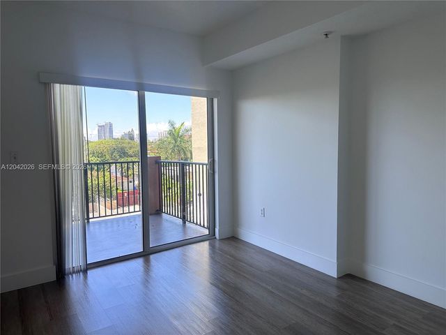 3410 Coral Way 406, Miami, FL 33145