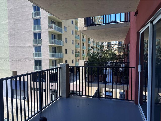 3410 Coral Way 406, Miami, FL 33145