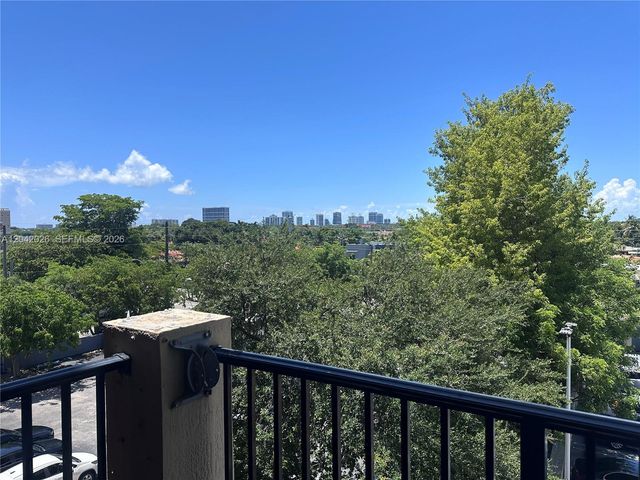 3410 Coral Way 406, Miami, FL 33145