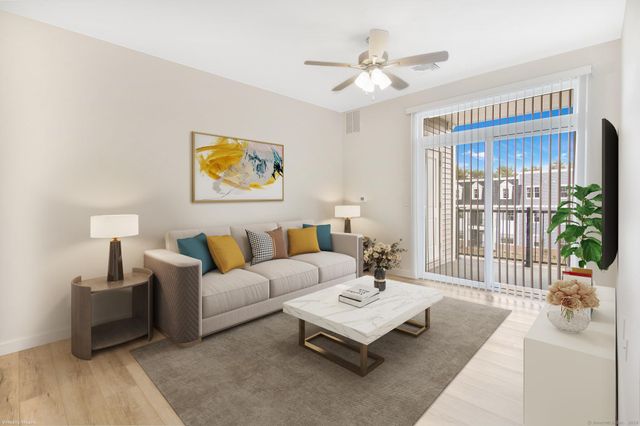 280 Salmon Brook Street 4304A, Granby, CT 06035