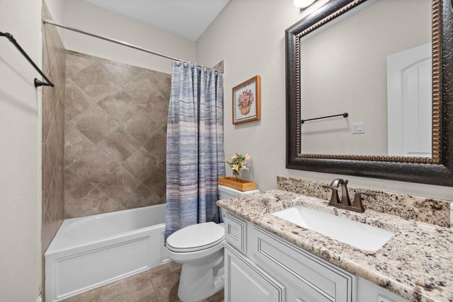 6318 Sunstone Falls Lane, Katy, TX 77493