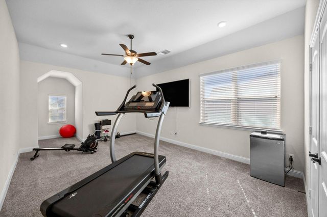 6318 Sunstone Falls Lane, Katy, TX 77493