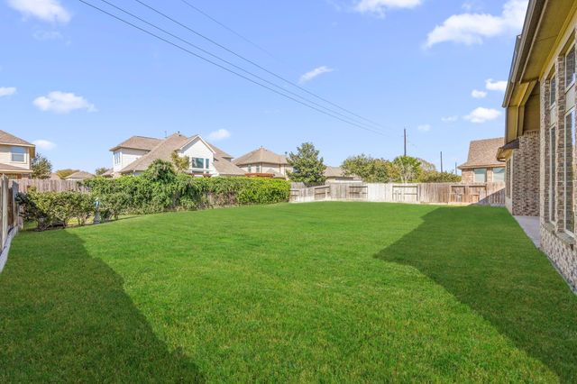 6318 Sunstone Falls Lane, Katy, TX 77493