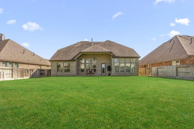 6318 Sunstone Falls Lane, Katy, TX 77493