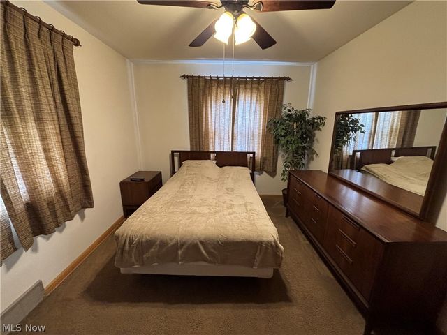 1924 Westwood Drive NW, Warren, OH 44485