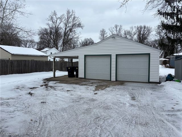 1924 Westwood Drive NW, Warren, OH 44485