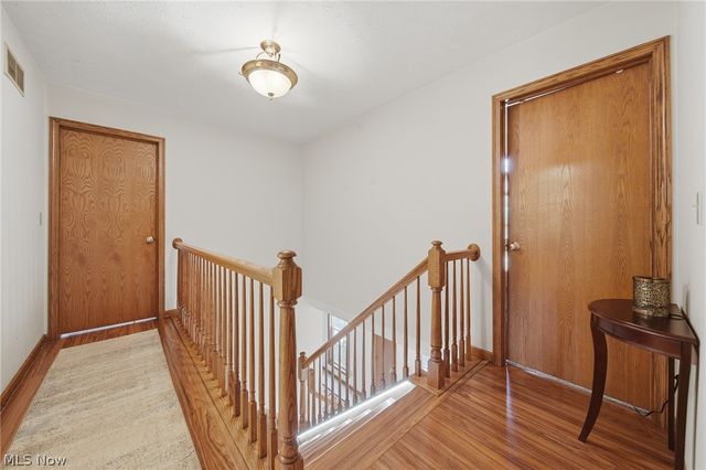 14716 Lawmont Street, North Lawrence, OH 44666