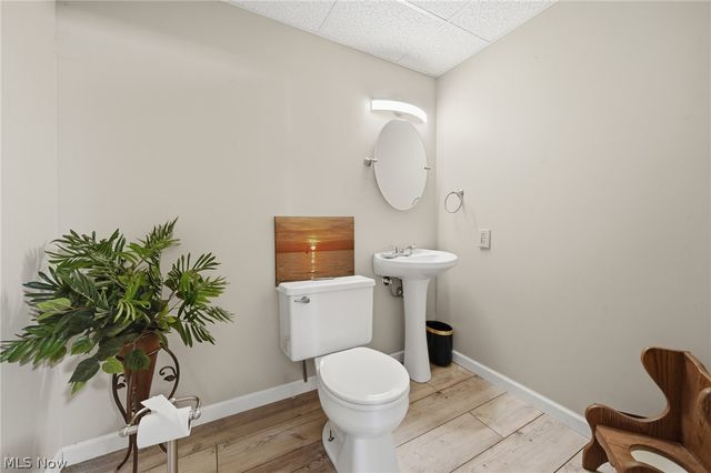 14716 Lawmont Street, North Lawrence, OH 44666