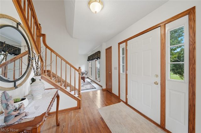 14716 Lawmont Street, North Lawrence, OH 44666