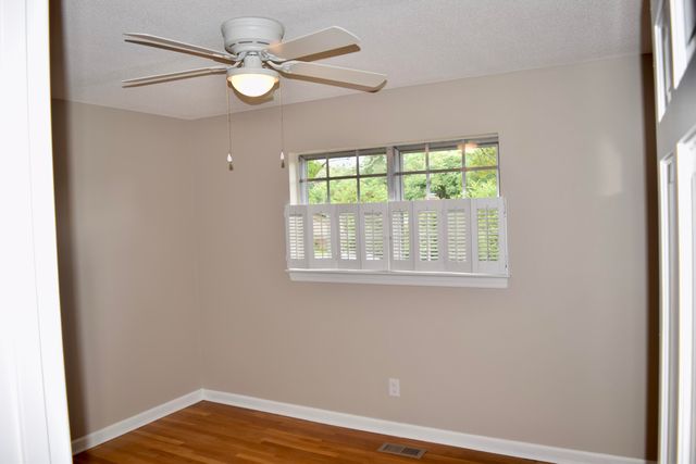 1324 Clearpoint Drive, Hixson, TN 37343
