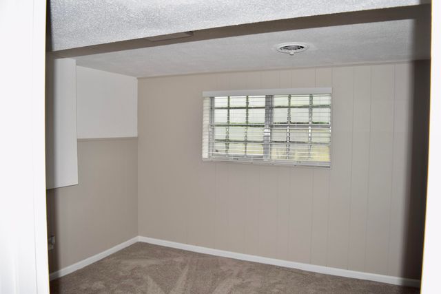 1324 Clearpoint Drive, Hixson, TN 37343