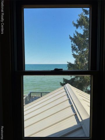1390 N Us 23, East Tawas, MI 48730