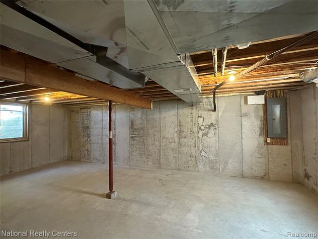 1390 N Us 23, East Tawas, MI 48730