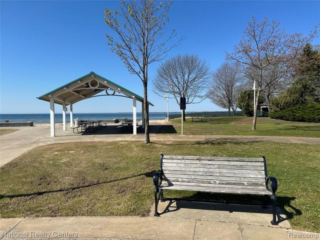 1390 N Us 23, East Tawas, MI 48730