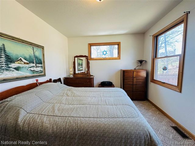 1390 N Us 23, East Tawas, MI 48730
