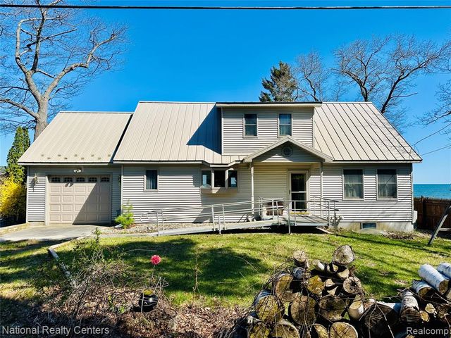 1390 N Us 23, East Tawas, MI 48730