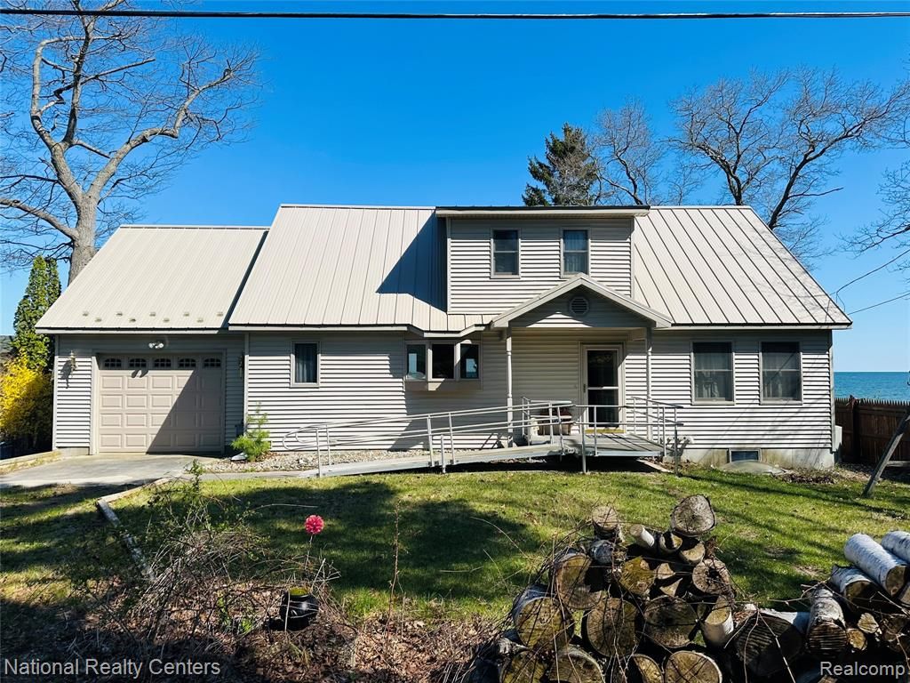 1390 N Us 23, East Tawas, MI 48730