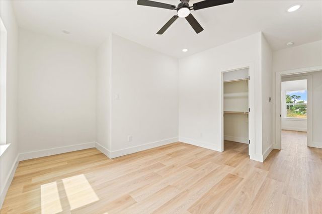 9119 Henrietta Street A & B, Houston, TX 77088
