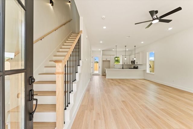 9119 Henrietta Street A & B, Houston, TX 77088