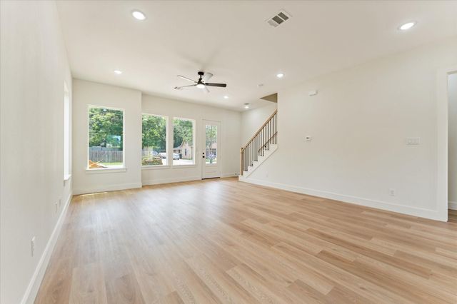 9119 Henrietta Street A & B, Houston, TX 77088