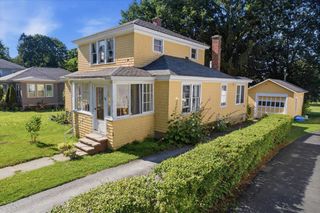 12 Hall Street, Bennington, VT 05257