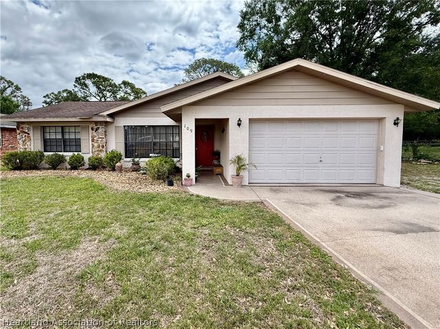 109 Crane Street, Sebring, FL 33870