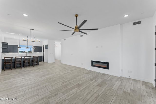 624 Paseo Del Agua Street, Horizon City, TX 79928