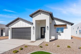624 Paseo Del Agua Street, Horizon City, TX 79928