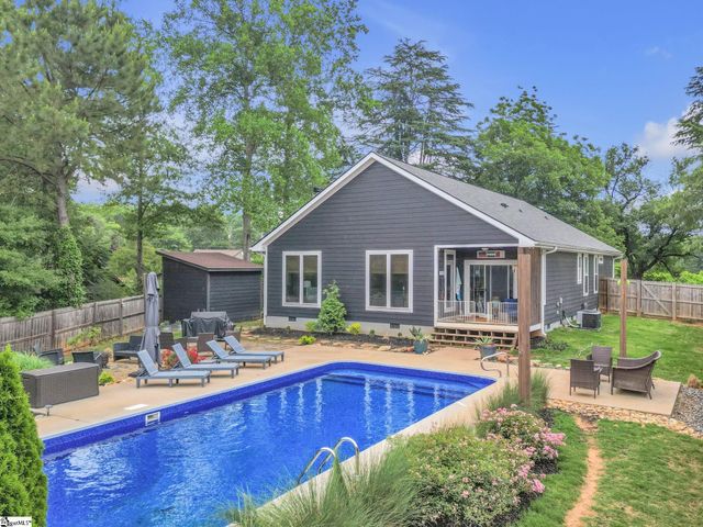 2452 Fews Bridge Road, Greer, SC 29651