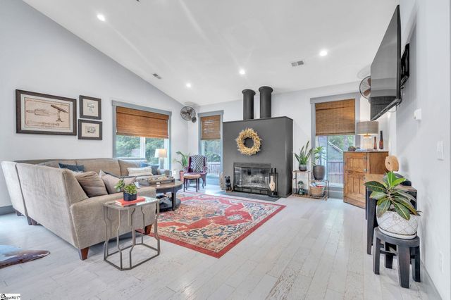 2452 Fews Bridge Road, Greer, SC 29651