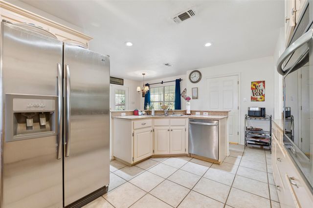 531 Pecan Creek DR, Horseshoe Bay, TX 78657