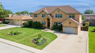7911 W Rascher Avenue, Chicago, IL 60656