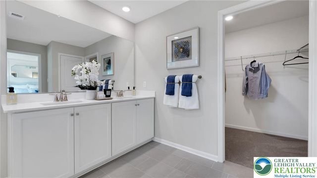 2153 Isabel Lane, Lower Macungie Twp, PA 18103