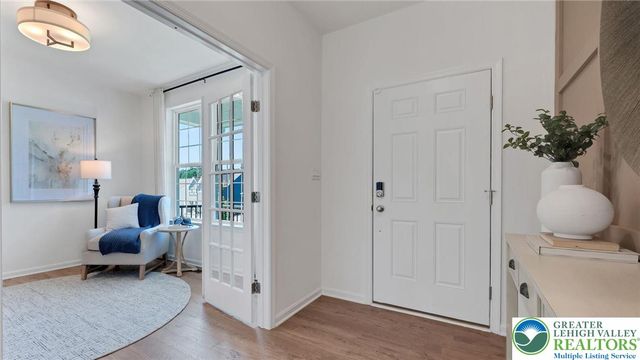 2153 Isabel Lane, Lower Macungie Twp, PA 18103