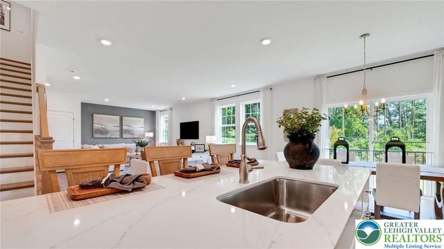 2153 Isabel Lane, Lower Macungie Twp, PA 18103