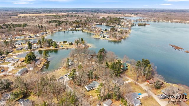 8120 Cheyenne Drive, Howard City, MI 49329