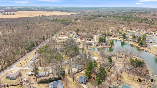 8120 Cheyenne Drive, Howard City, MI 49329