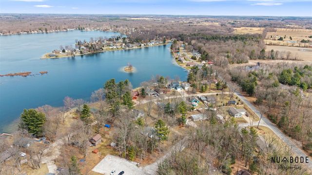 8120 Cheyenne Drive, Howard City, MI 49329